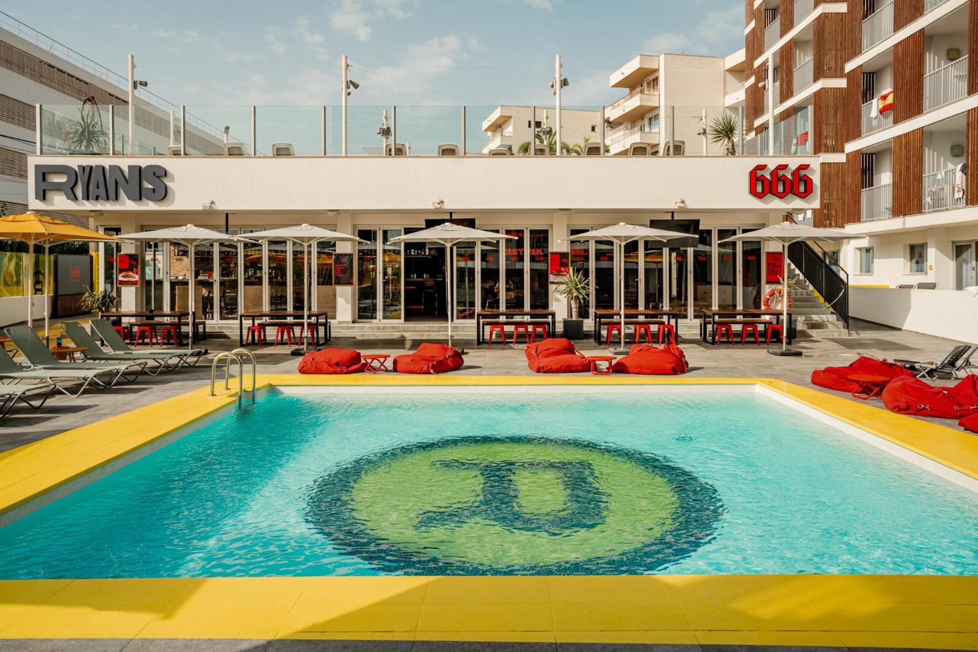 Aparthotel Ryans - Only Adults