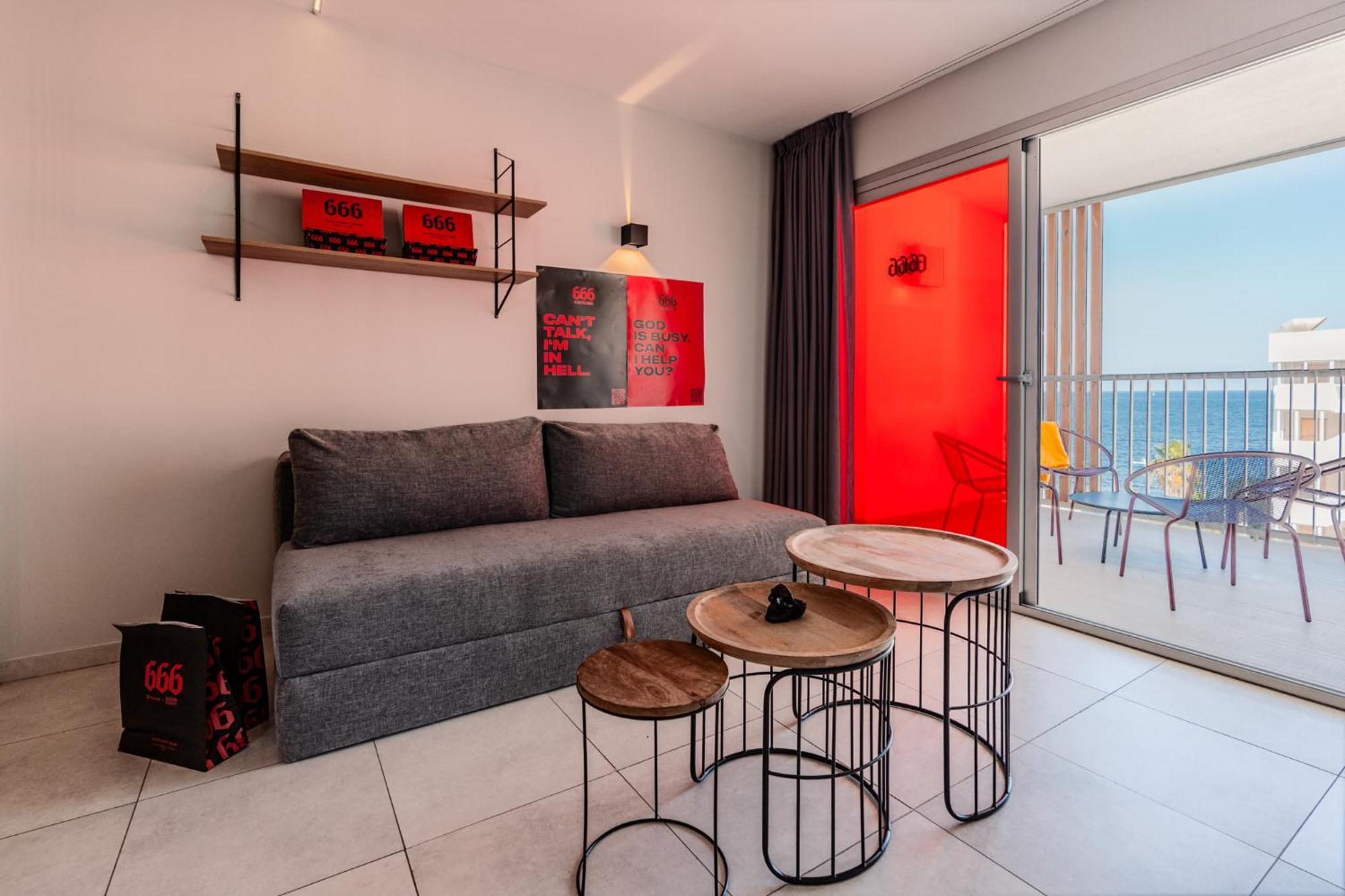 Ryans - Only Adults 3* Ibiza città